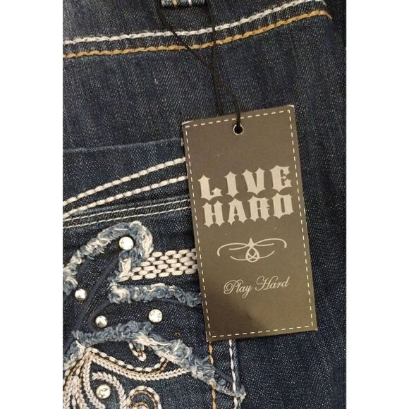 Live Hard Play Hard NWT Jeans Women Size 26 Rhinestone Embellished Pockets - Picture 7 of 8